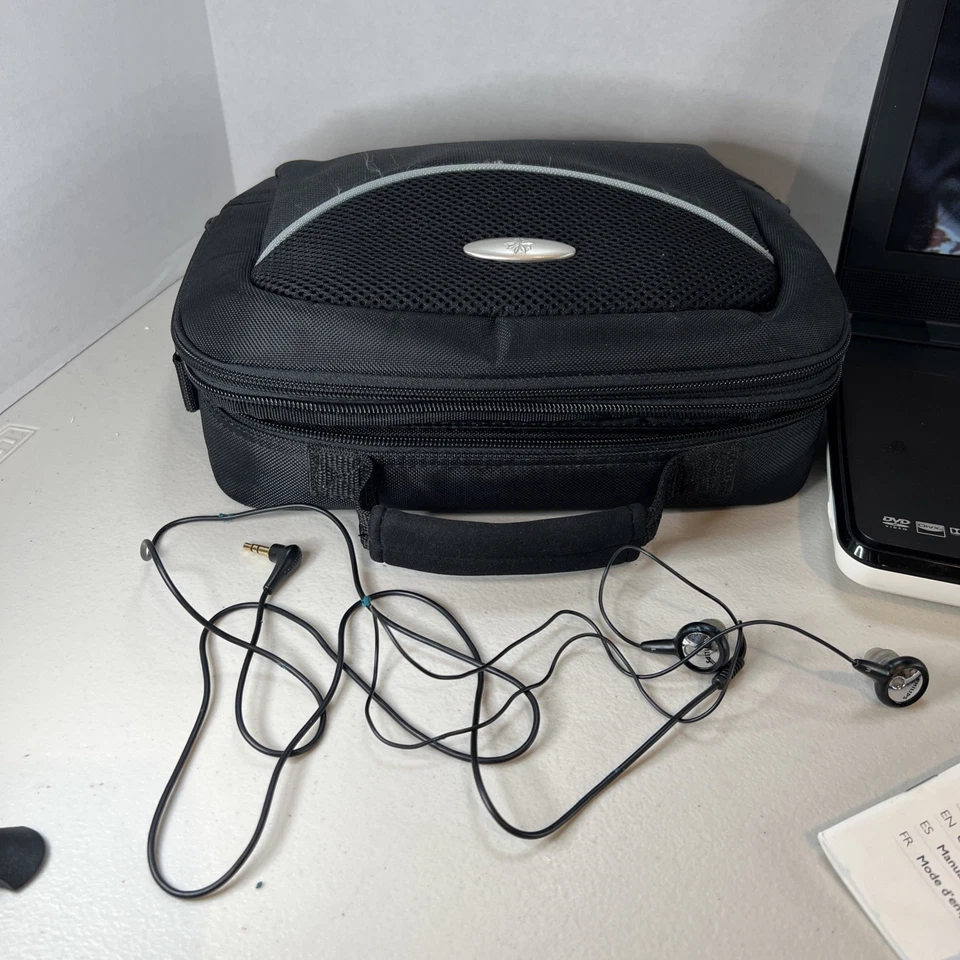 Reproductor de DVD portátil blanco Philips con cargador, estuche, auriculares. Probado y funciona Foto 3 de 4