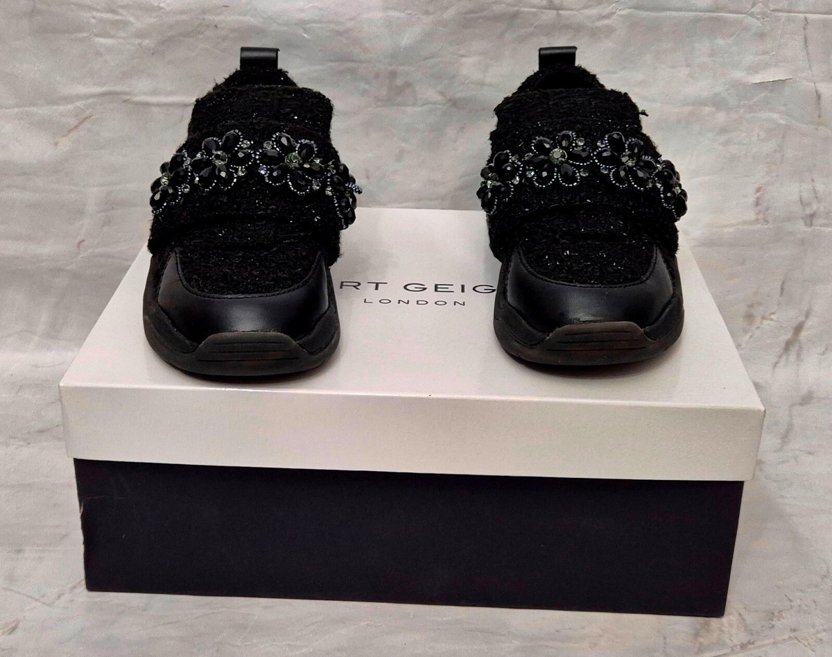 KURT GEIGER Womens Lovely Lara Black Slip On Trainer Shoe Fabric