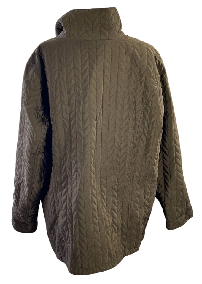 Avenue Women's Quilted Caot Olive Green Mock Neck Full Zip Jacket 22/24 - Image 3 of 4