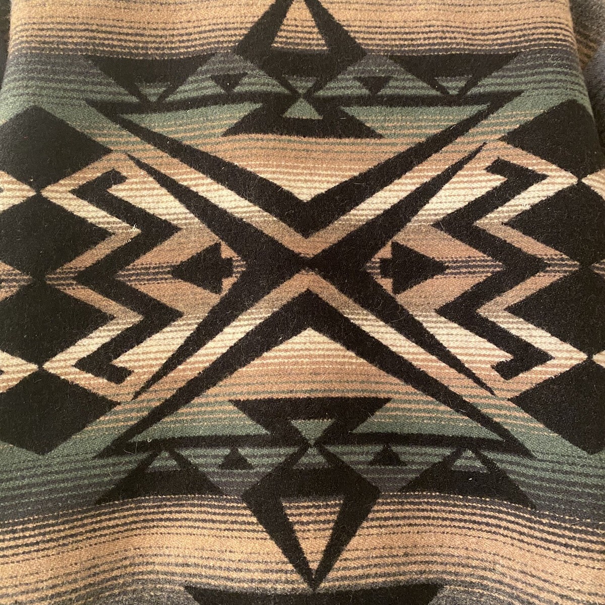 Made in USA pendleton ブランケット Nike N7 Seven Generations Blanket | Pendleton