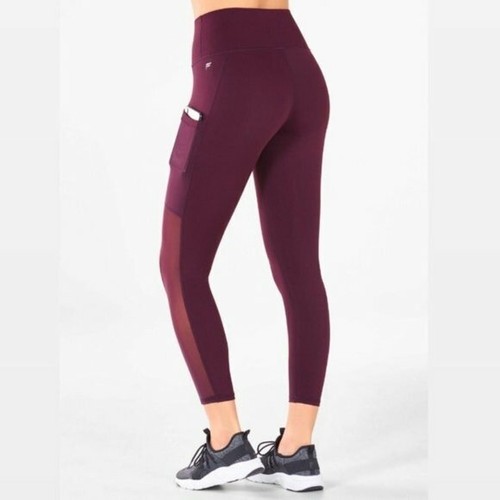 maroon fabletics leggings
