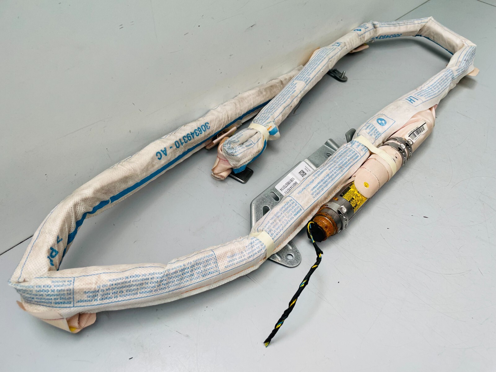 BMW 7 Series F02 Left Side Roof Head Airbag 9114167 for sale  