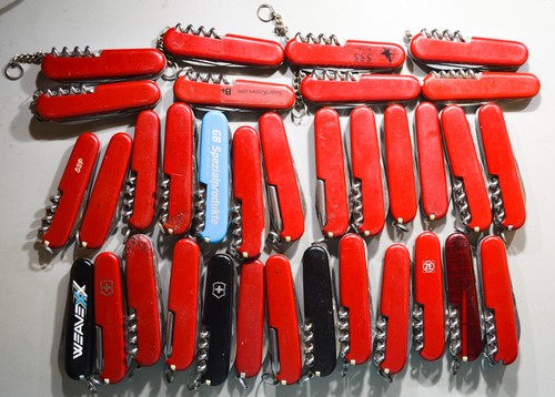 34 Lot Victorinox/Wenger Swiss Army knives- mixed models/ages/conditions #L114 - Picture 2 of 11