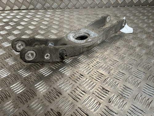 Mercedes-Benz E W213 2017 Querlenker Achsschenkel hinten A2053300 140kW UTO61364