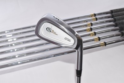 8 Stück Miura Giken CB-2003 Forged Eisensatz 5-6-7-8-9-PW-AW-SW Flex Stiff...