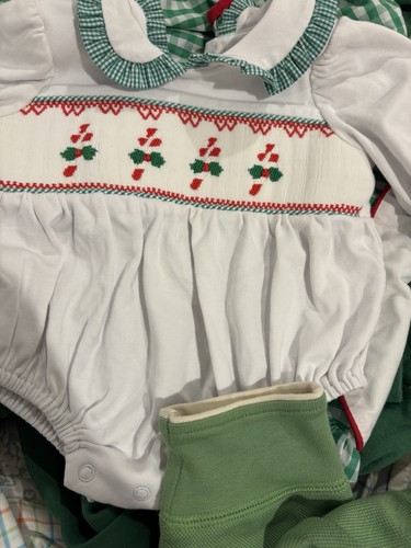 Stitchy Fish Smocked Candy Cane Romper - Outfit Girls 3 Months Christmas Smocked - Picture 4 of 5