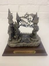 Myth & Magic 3344 The Castle of the Lake Tudor Mint Rare Boxed