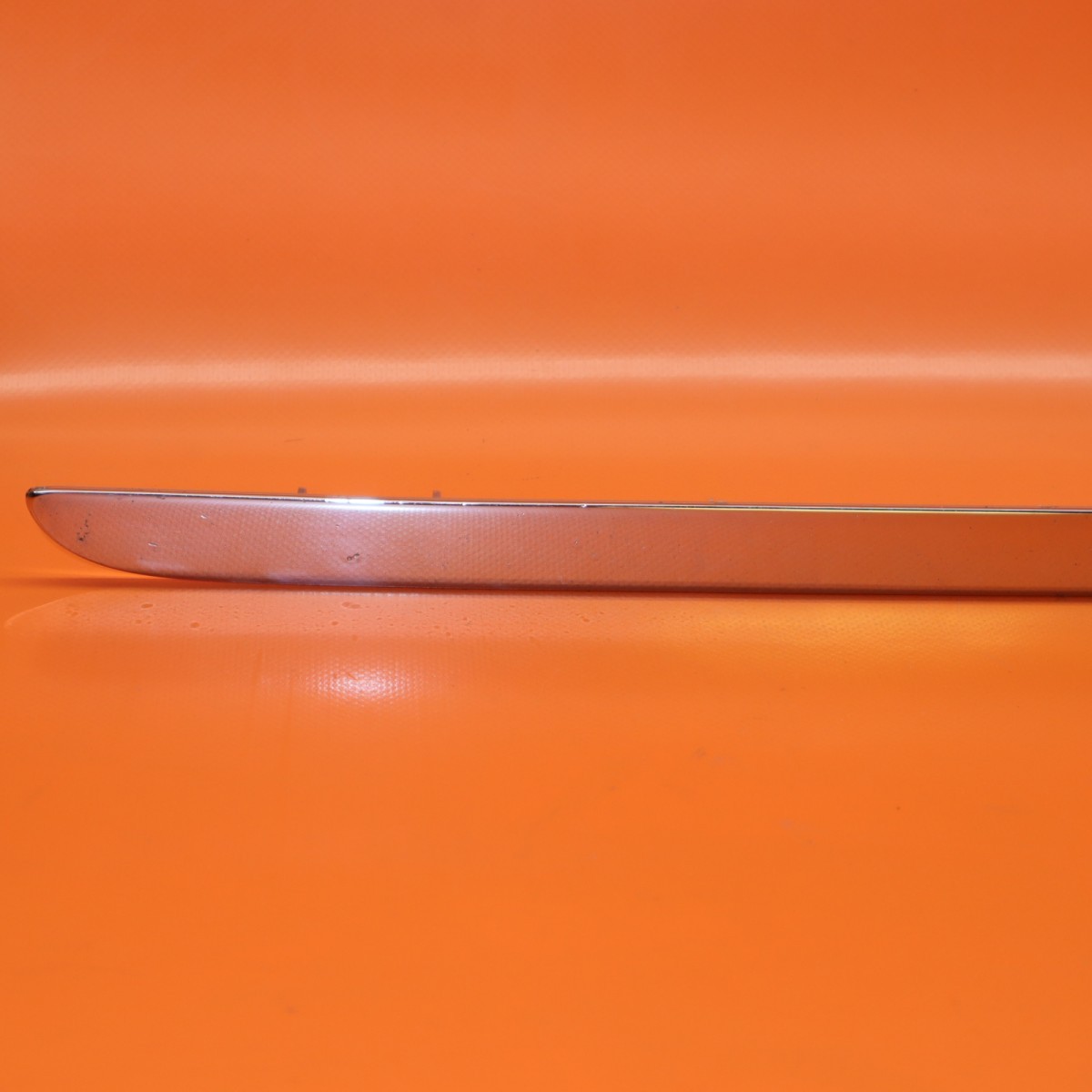 ROLLS ROYCE SILVER SPUR HEADLIGHT TRIM CHROME LEFT LOWER OEM