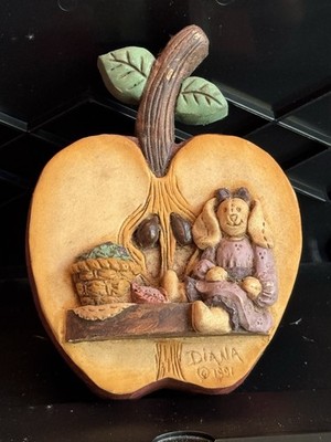 Diana Zufall Kitchen Decor Apple Wall Hanging Plaque  Signed Dated