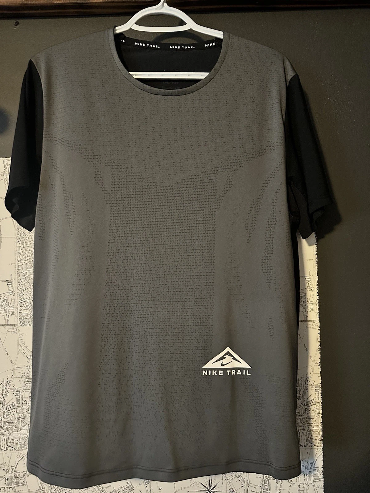 Nike Trail Dri Fit T Shirt Grey Black Mens Size S Outdoors Gym Workout
Opens in a new window or tab
