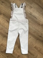 ZARA Latzhose Größe 98 (2-3 Jahre)  *wie NEU*