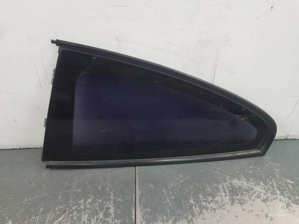 Pontiac GTO 2005 lado izquierdo del conductor cuarto de vidrio #2371 S1 Foto 3 de 4