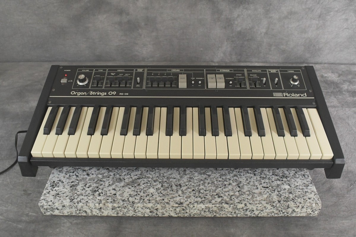 Roland RS-09 シンセサイザー Roland Organ/Strings RS-09 Analog synthesizer in Very Good | eBay