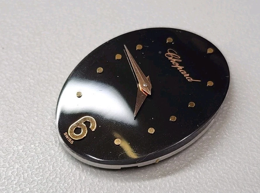 Chopard — CHOPARD  BLACK DIAL CAL E01701 QUARTZ WATCH MOVEMENT