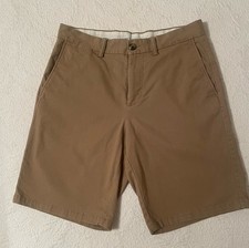 Men  s Old Navy Ultimate Slim Khaki Shorts Size 32