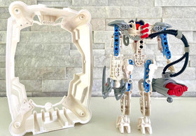 Bionicle Toa Mahri Set of 6:   8910 - 8915 w/Frame & Most w/Manuals