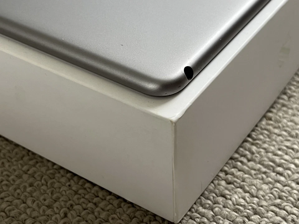 Apple iPad Air 2 WiFi A1566 Space Grey 32GB Excellent condition - Image 4 of 4