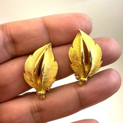  Vintage Clip Ohrringe Blatt gebürstet goldfarben strukturiert klobig schwer 80er B#18