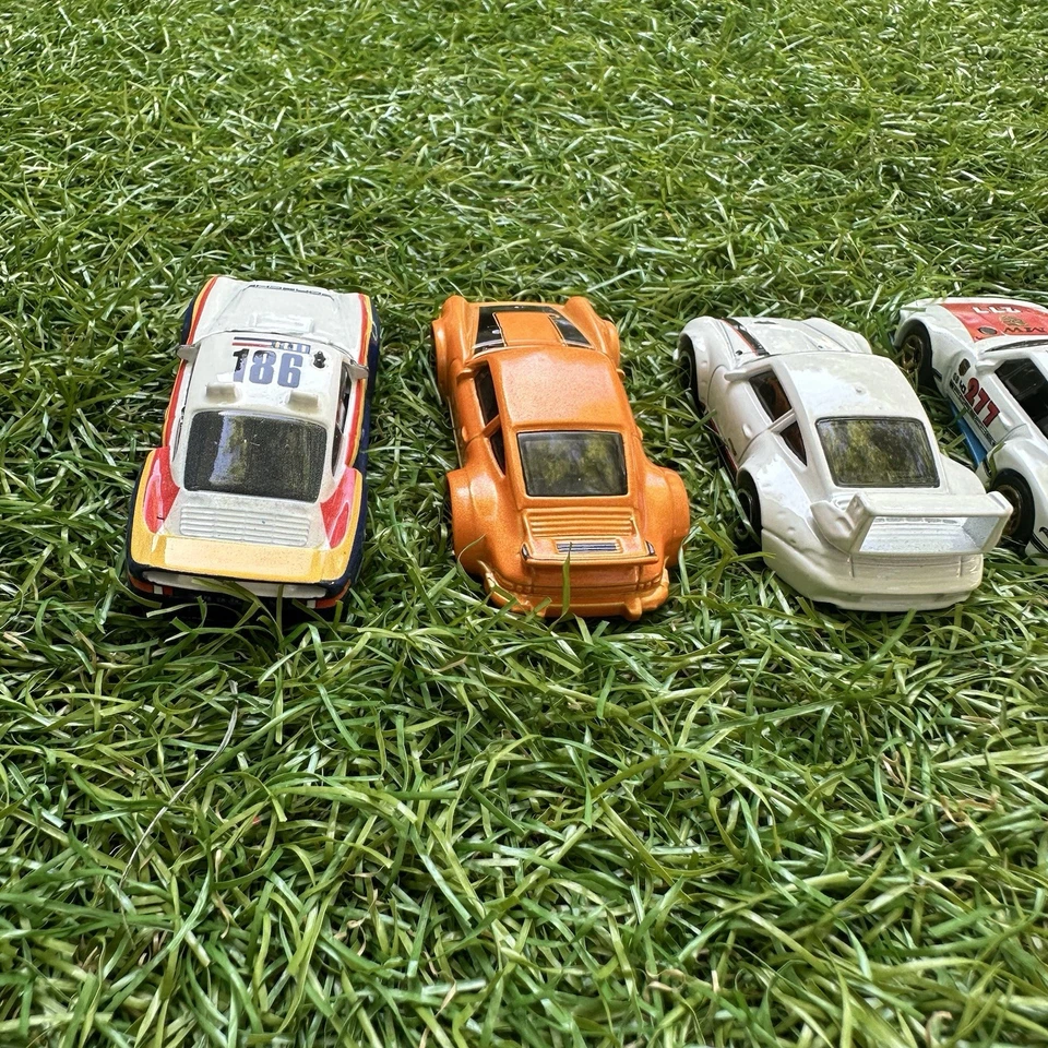 Vintage Hot Wheels Racing Lot of 6 Porsche 1:64 Diecast Car Loose - Image 3 of 4