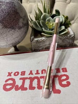 Too Faced Eye Shadow Cosmetic Brush NW-O BOX. (u4)