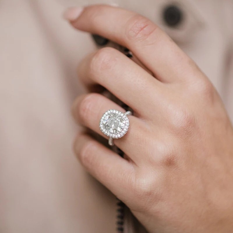 Cushion Cut Moissanite Halo Engagement/Wedding Ring 14K