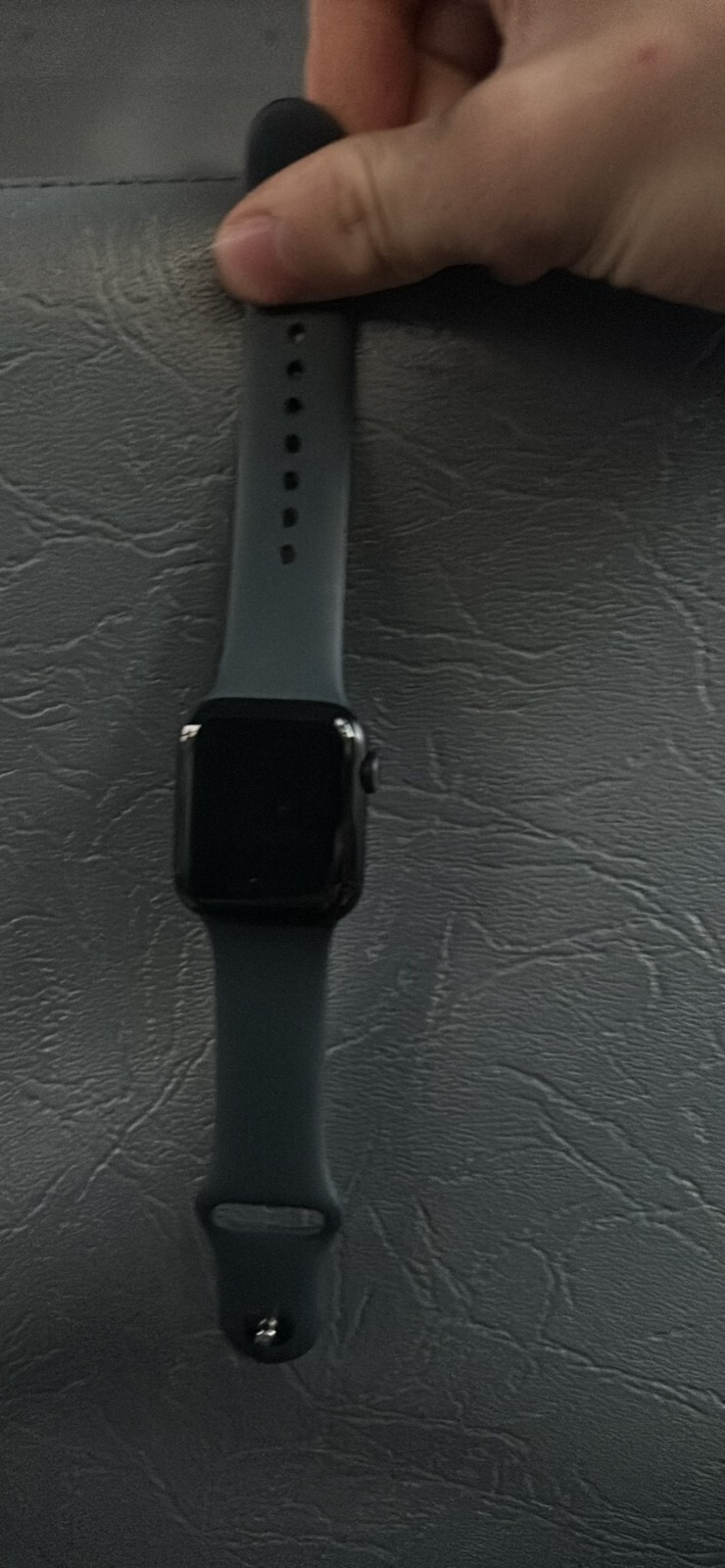 Apple Watch SE 40mm Space Gray Aluminum Case Black Sport Band-image