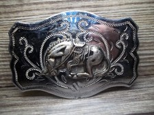 vintage belt buckle with bucking bronco on front  beautiful etch      Z25