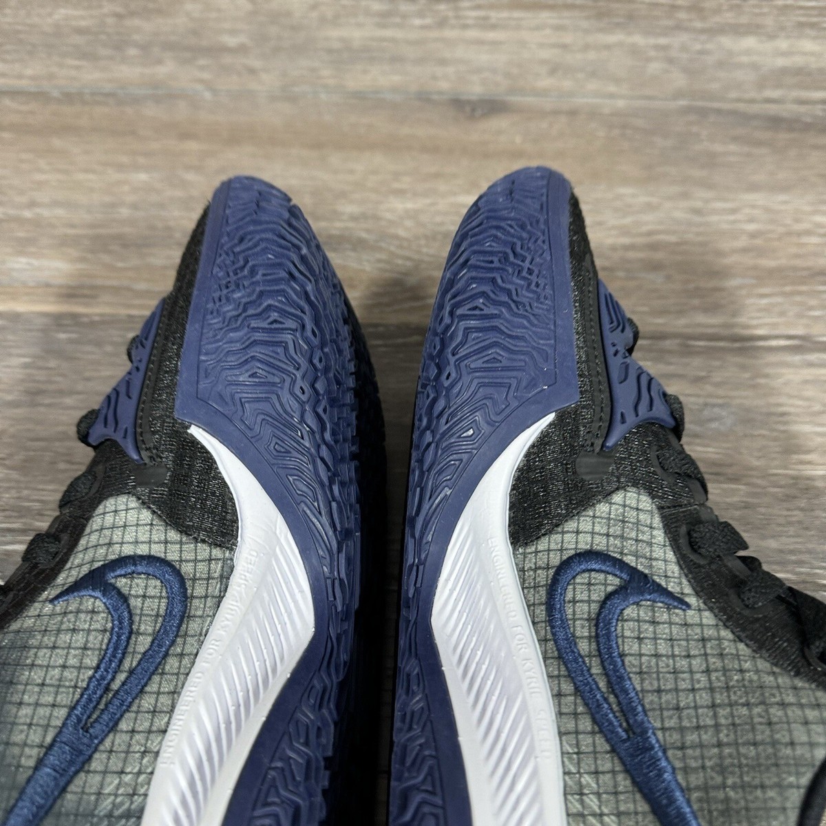 Nike Kyrie Low 4 TB Black Midnight Navy DA7803-004 Men display picture 2