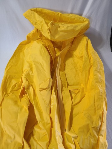 STEARNS DRIFLEX YELLOW NYLON RAIN SUIT - MEDIUM PANTS - XL JACKET - Picture 4 of 6