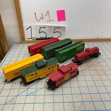 x7 HO Misc Lot Boxcar Cattle Car Tanker Caboose Hopper