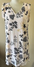 Loft Dress Pale Pink Gray Floral Flutter Sleeve Sz SP Spring Summer NEW