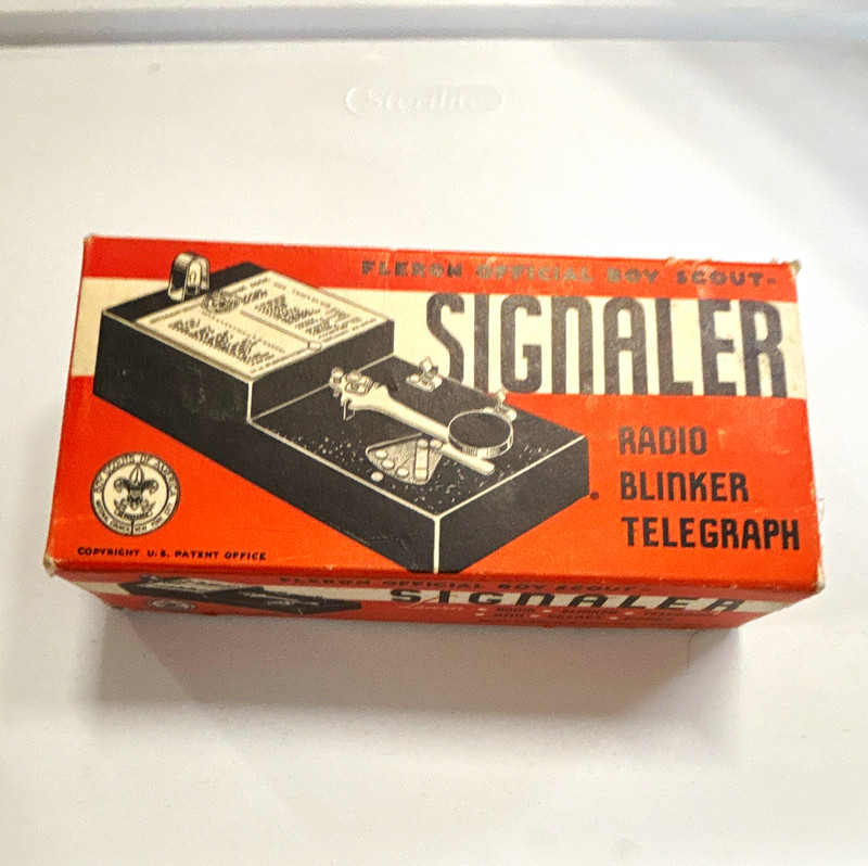 Fleron Boy Scout Signaler Radio Blinker Set w/ Box & Morse Booklet