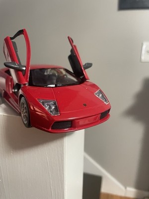 Maisto 1:24 Scale Lamborghini