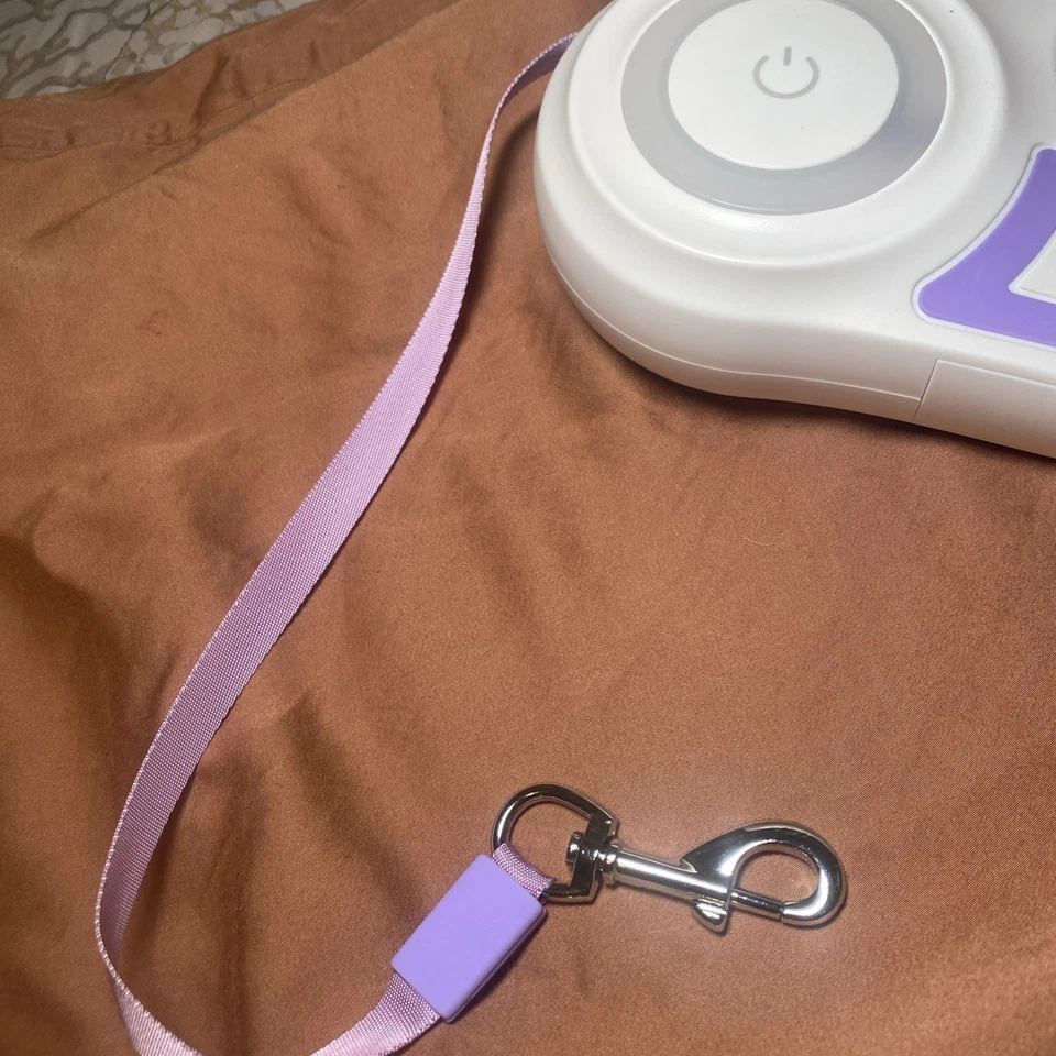 3M & 5M Dog Leash Light Retractable Pet Leads Traction Rope Belt Durable Large - Image 3 of 4