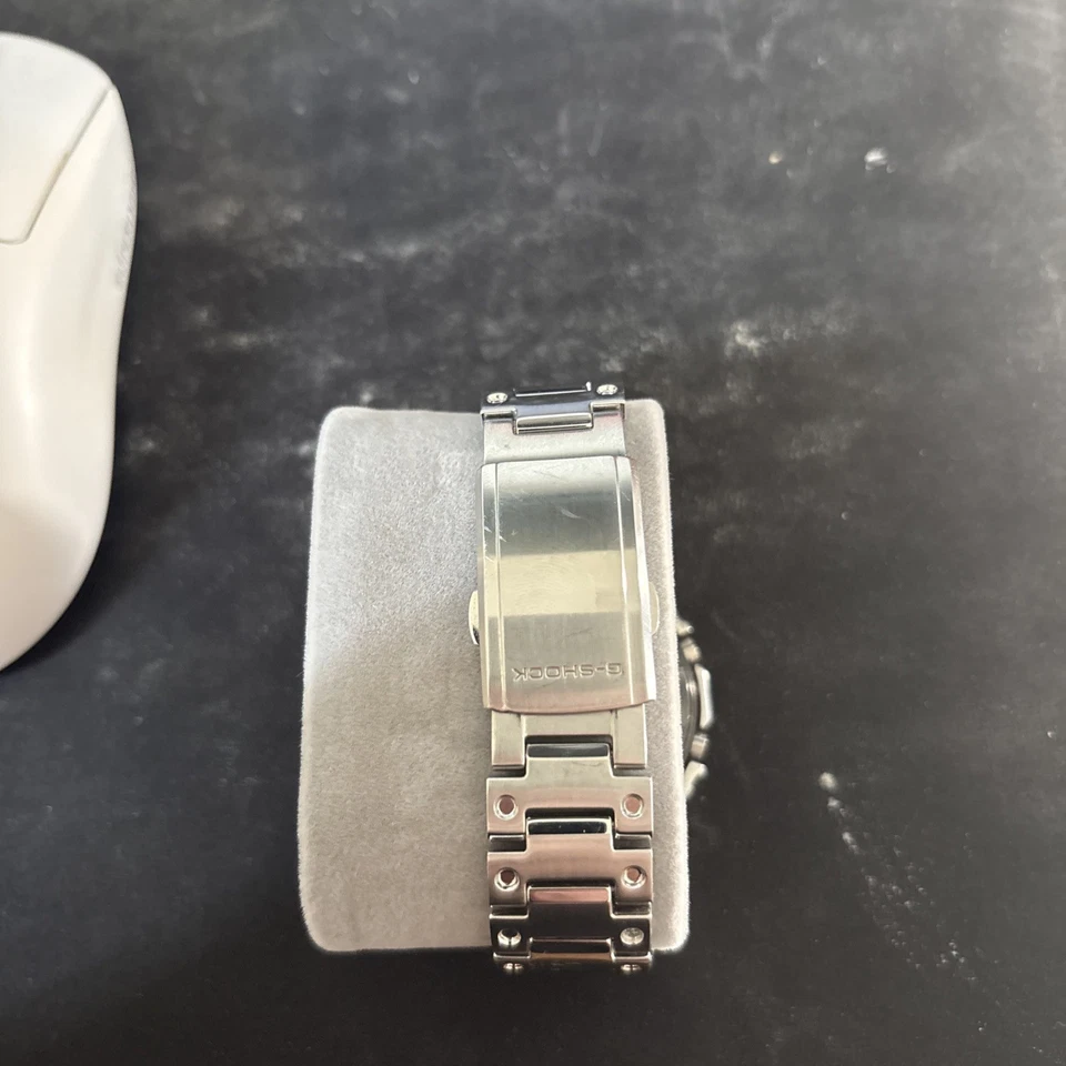 Reloj Casio G-Shock Cuadrado GMW-B5000D-1JF Hombre Gris Completo Metal Acero Inoxidable Foto 3 de 4