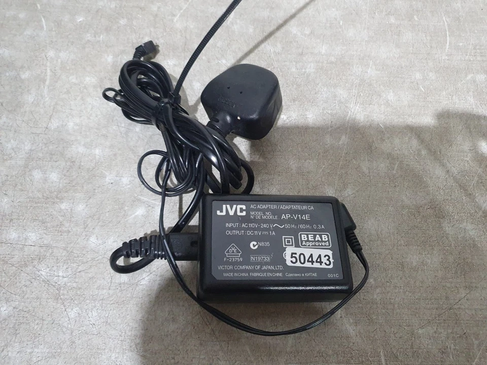 JVC AP-V14E AC Power Adapter Charger Black 11-VDC 1-A Portable For JVC Camcorder - Image 3 of 4