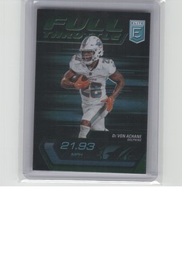 2024 Donruss Elite #3 De'Von Achane Full Throttle Green B26R2C21