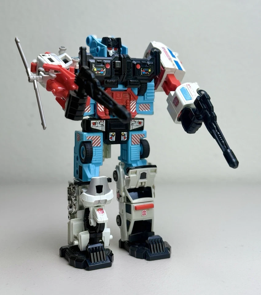 Defensor 100% Complete Vintage 1986 G1 Transformers Hasbro Protectobots Metal - Image 3 of 4