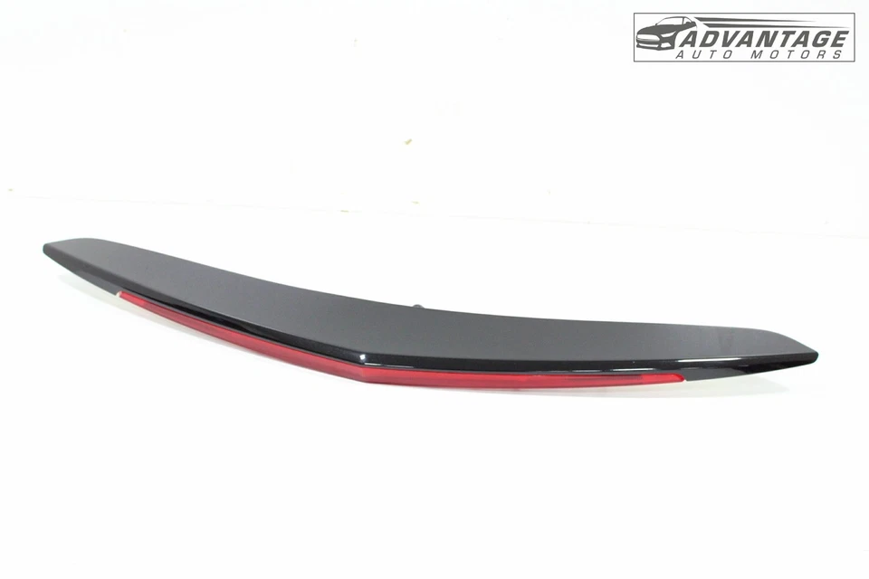 Cadillac CTS 2014-2019 alerón y lámpara de tapa de maletero trasero 23271365 OEM Foto 2 de 4