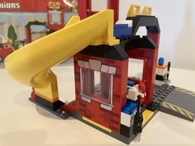 Lego Juniors Fire Emergency 10671 Complete Set VGC Lego Fire Station Fire Engine