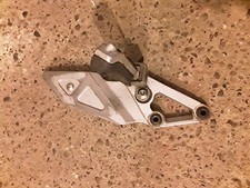 gsxr 1100  foot Peg