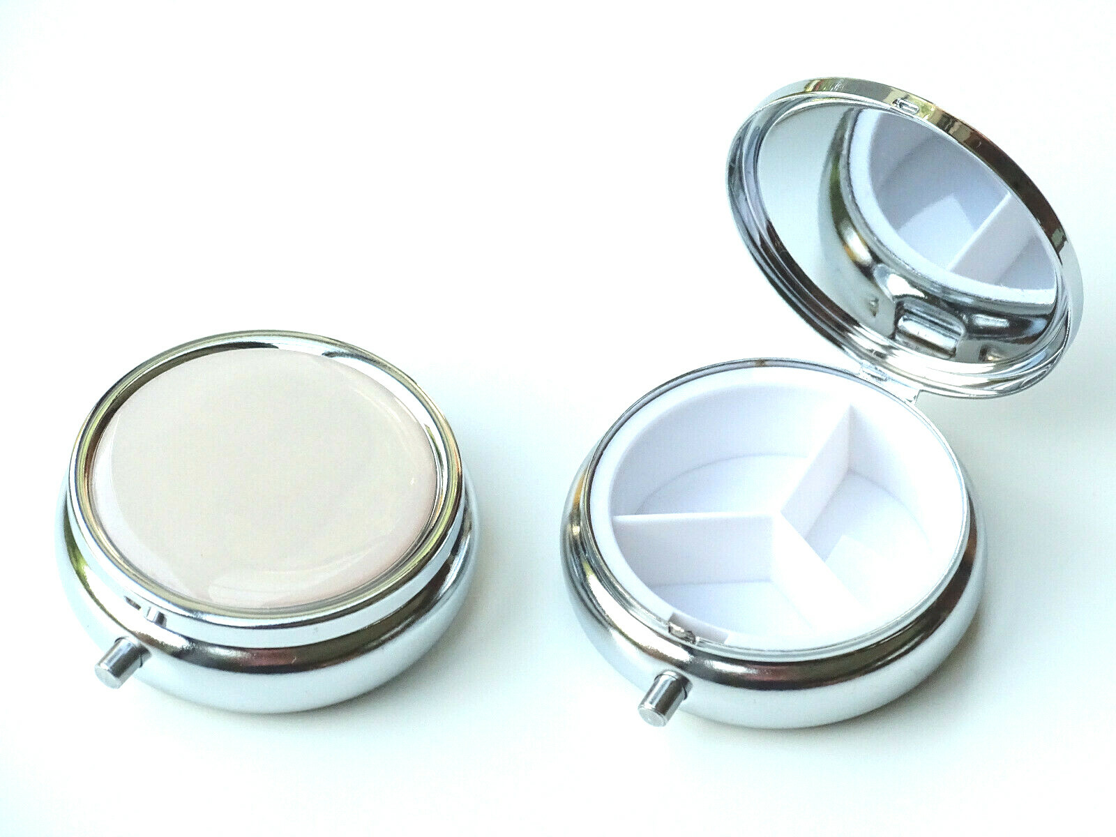 4 Pack Pillendose Schlüsselanhänger Klein, Mini Metall Tablettendose