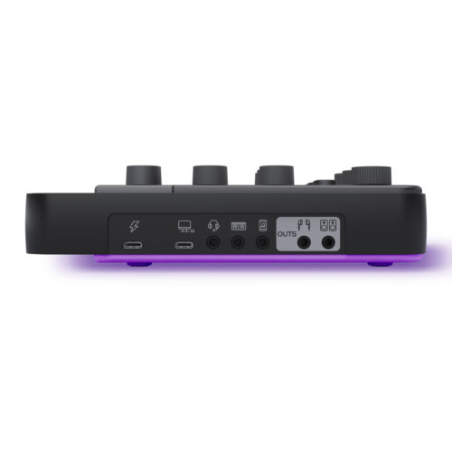 Mackie M-Caster Live Portable USB Streaming Recording Mixer with Cable Bundle - Picture 4 of 12
