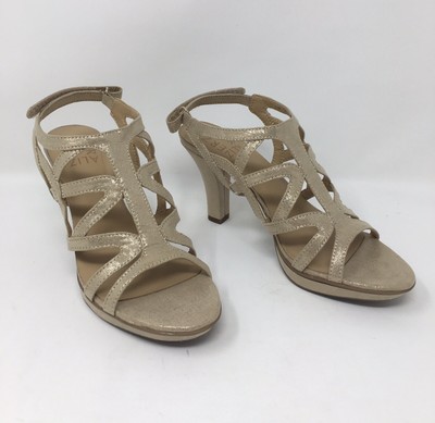 naturalizer danya strappy sandals