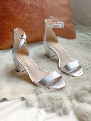 nine west pruce heel