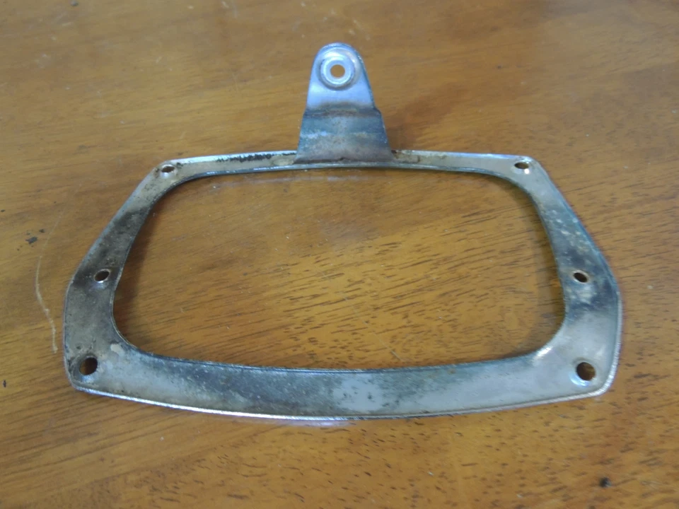 Yamaha SW396 SW433 EW643 GP643 Headlight Bezel Ring 811-84315-00, Vintage Used - Image 3 of 3