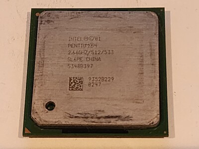 Vintage CPU INTEL PENTIUM 4  2.66 GHz PC PROCESSOR 533 MHz SL6PE Computer
