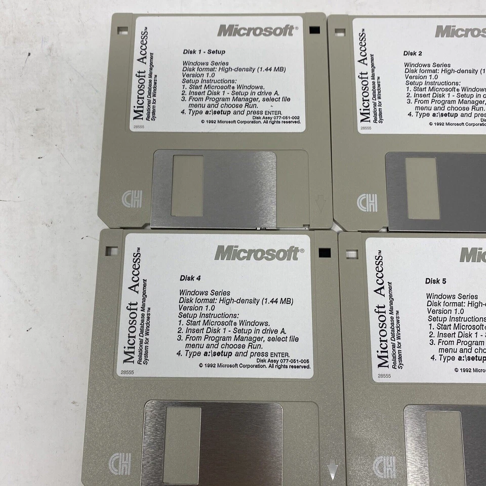 老式1992年微软Access 1.0数据库管理系统 — 第 2/4 张图片