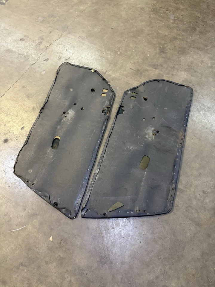 Par de paneles de puerta Porsche 911 usados 1974-1986 lado del conductor y lado del pasajero Foto 2 de 2