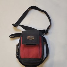 Lowepro Z 10 Compact Camera Case/Pouch Black Red Nylon with Strap Fits Compact